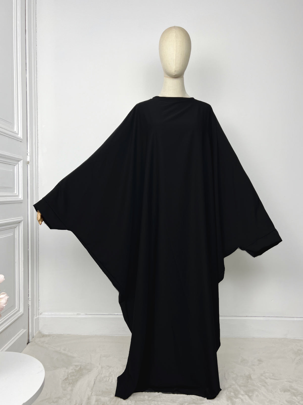 Abaya im Sarah-Saudi-Stil