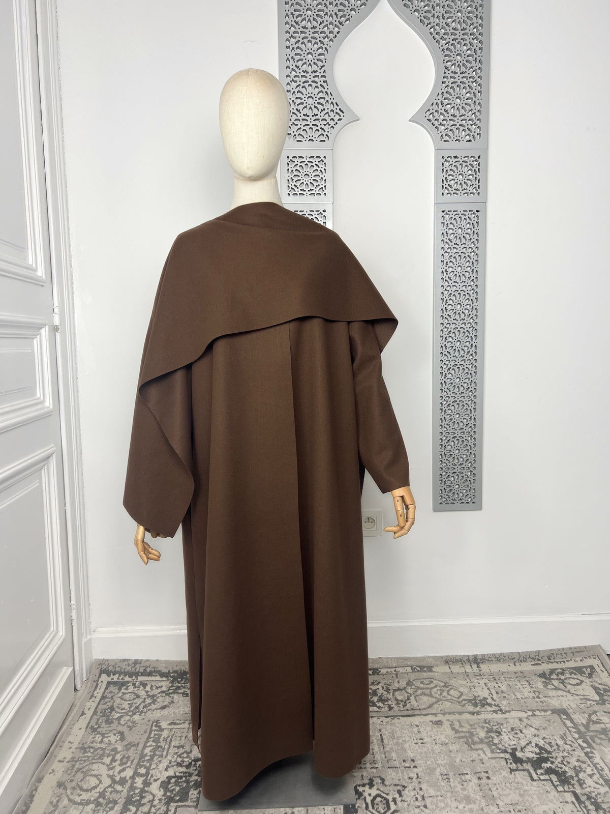 Manteau Soumaya avec écharpe intégré