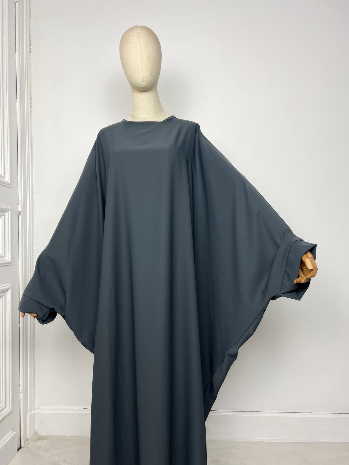 Abaya im Sarah-Saudi-Stil