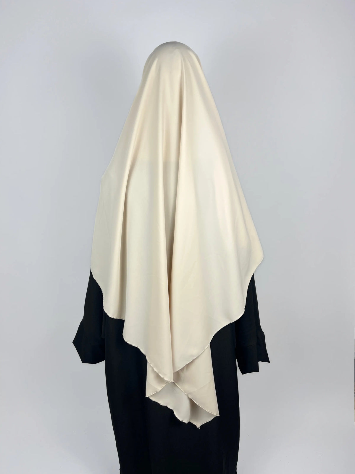 khimar beige en soie de medine, khimar long beige en soie de medine